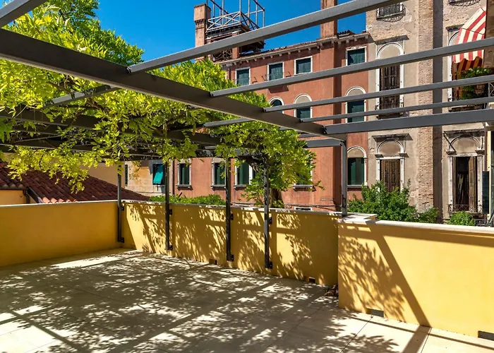 Ca' De La Fonte - Wenice Deep Culture 3* Venedik