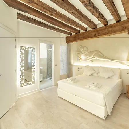 Ca' De La Fonte - Wenice Deep Culture 3*