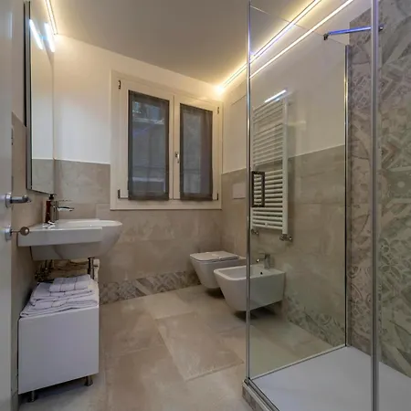Ca' De La Fonte - Wenice Deep Culture Pensión