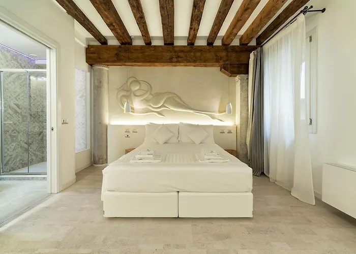 Ca' De La Fonte - Wenice Deep Culture Gasthof 3*